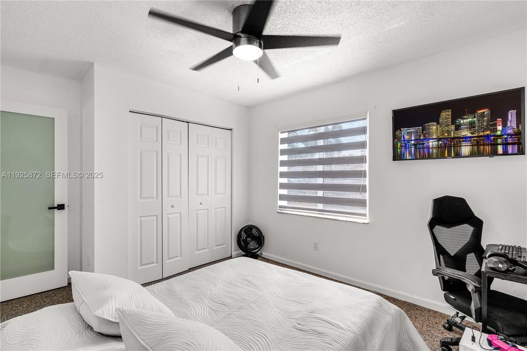 For Sale: $699,000 (3 beds, 2 baths, 1615 Square Feet)