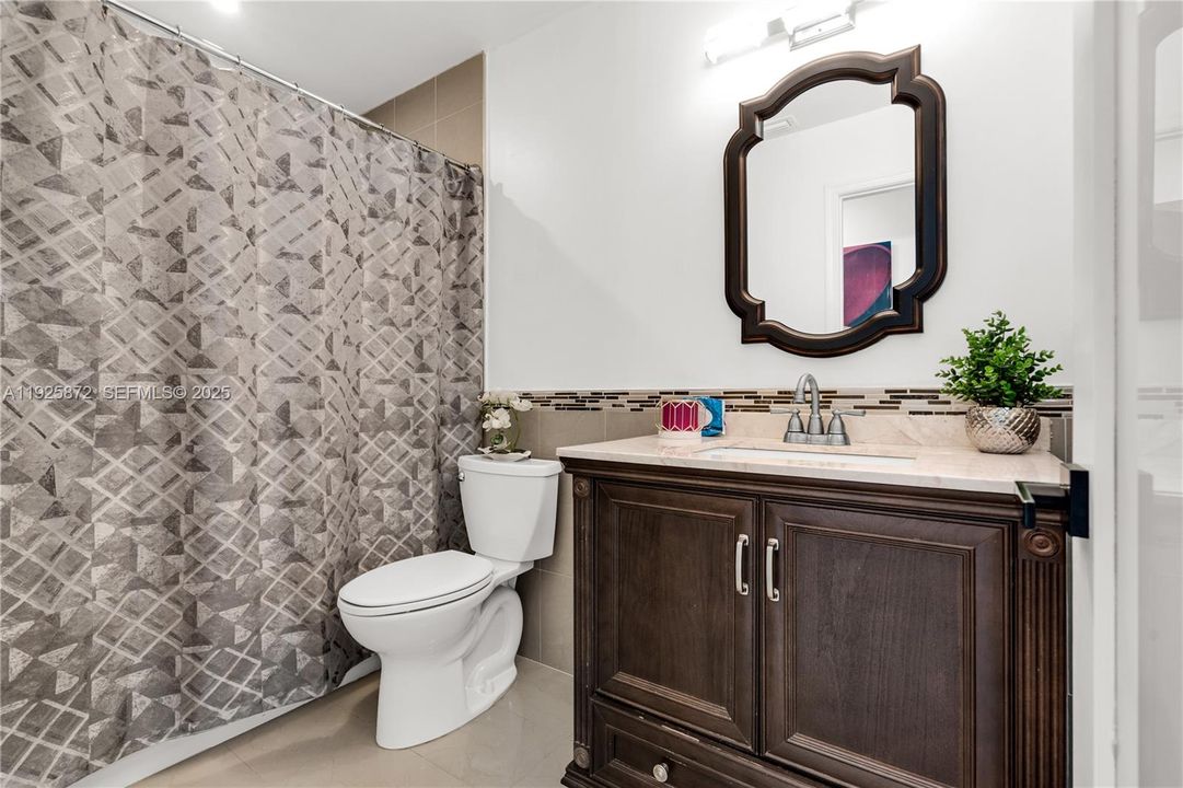 For Sale: $699,000 (3 beds, 2 baths, 1615 Square Feet)