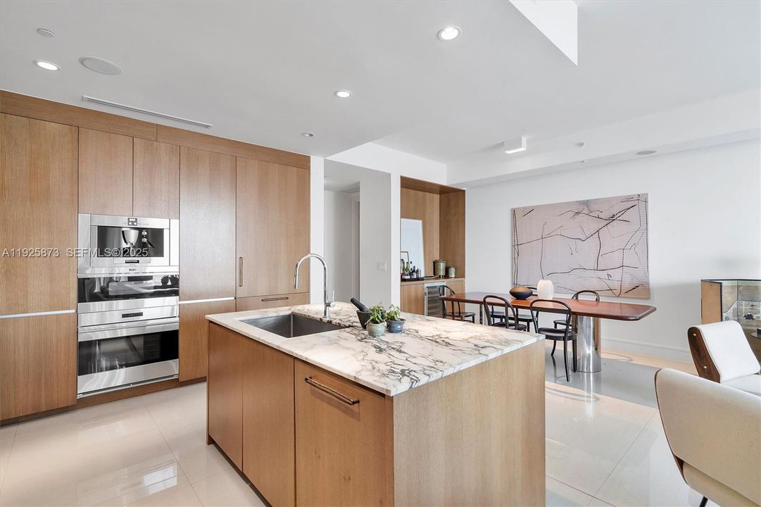 For Sale: $1,875,000 (3 beds, 4 baths, 2518 Square Feet)