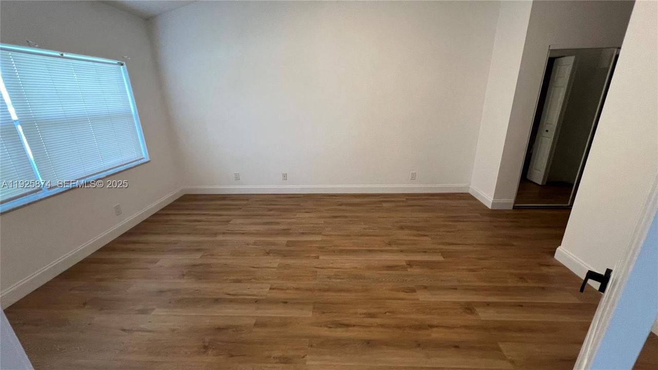 For Sale: $435,000 (2 beds, 2 baths, 1471 Square Feet)