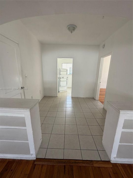 For Rent: $1,950 (2 beds, 2 baths, 1100 Square Feet)