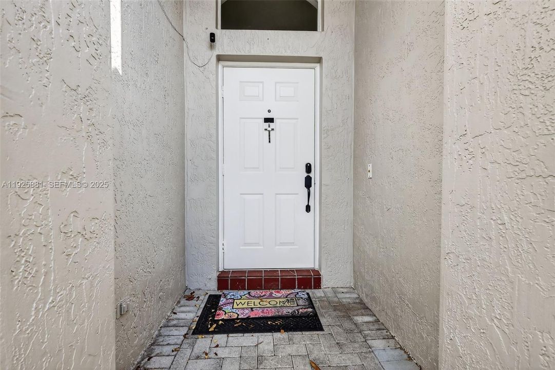 For Sale: $637,000 (4 beds, 3 baths, 2075 Square Feet)