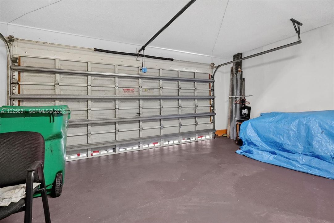 For Sale: $637,000 (4 beds, 3 baths, 2075 Square Feet)