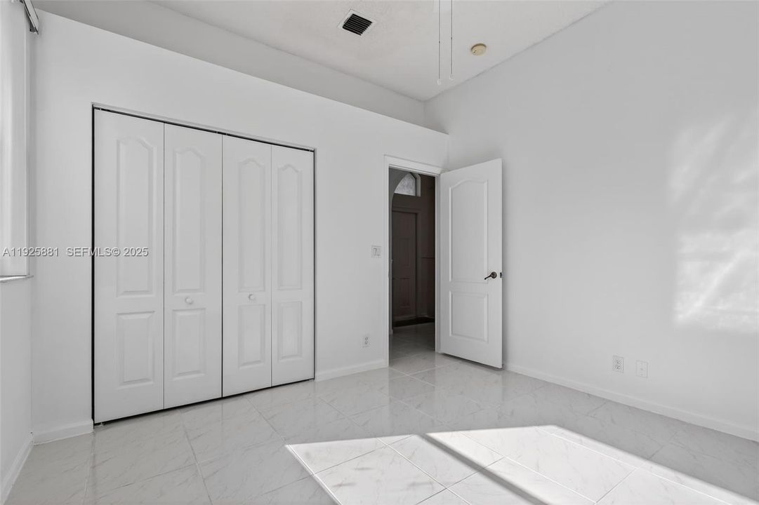 For Sale: $637,000 (4 beds, 3 baths, 2075 Square Feet)