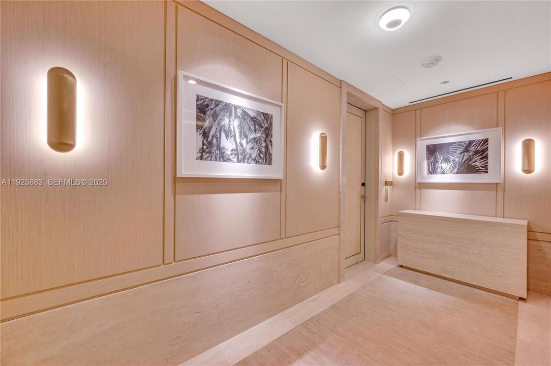 待售: $7,750,000 (2 贝兹, 2 浴室, 1583 平方英尺)