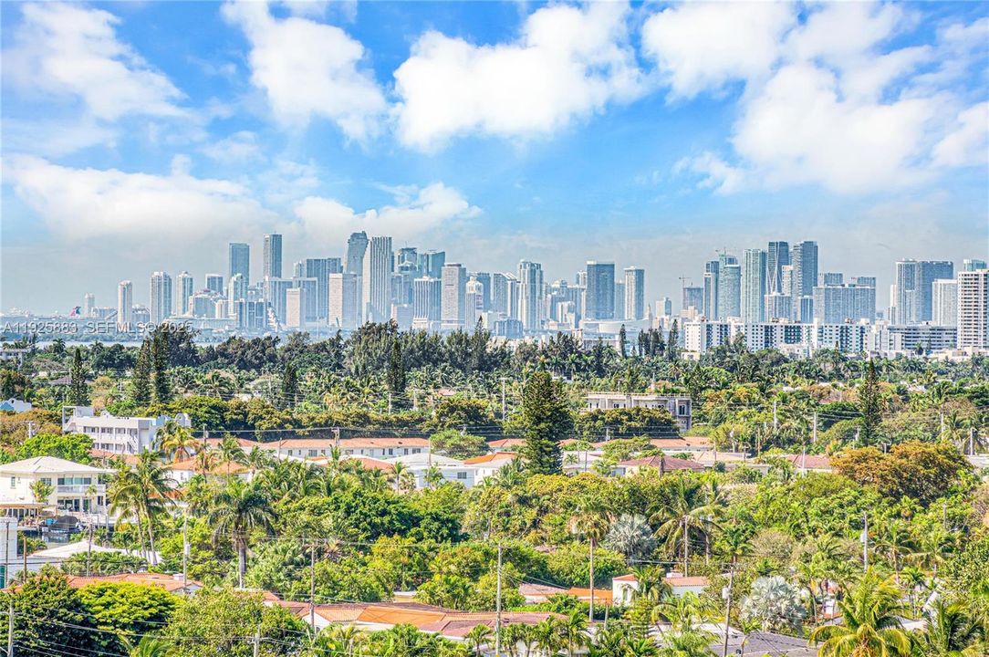 待售: $7,750,000 (2 贝兹, 2 浴室, 1583 平方英尺)