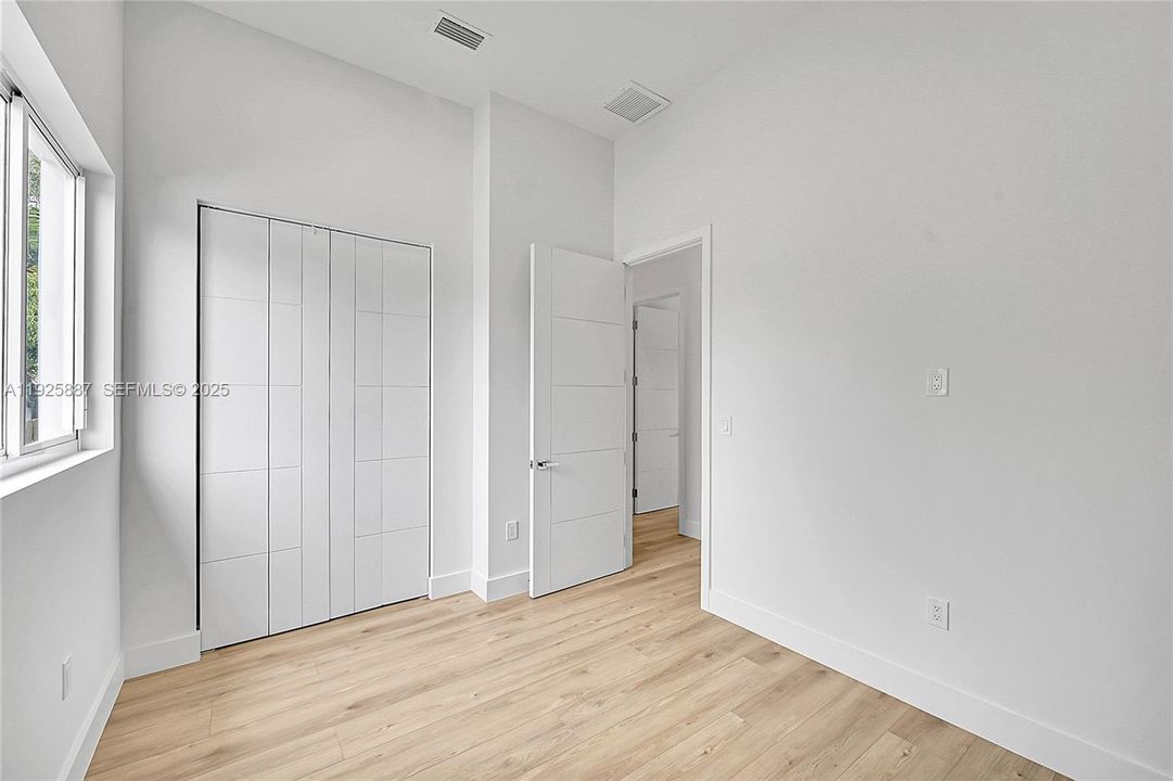 For Rent: $3,950 (3 beds, 2 baths, 0 Square Feet)