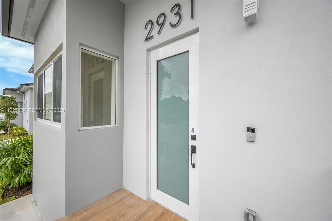 For Rent: $3,950 (3 beds, 2 baths, 0 Square Feet)