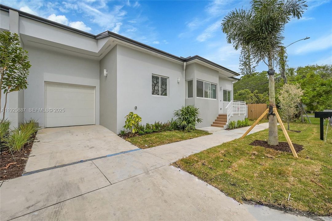 For Rent: $3,950 (3 beds, 2 baths, 0 Square Feet)