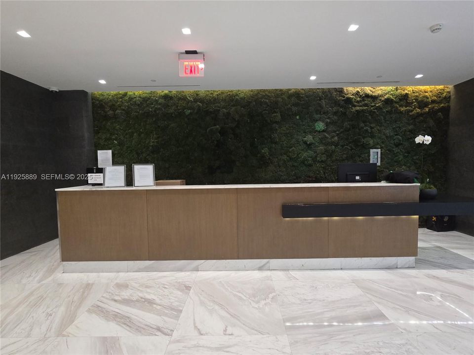 For Rent: $6,200 (3 beds, 2 baths, 1865 Square Feet)