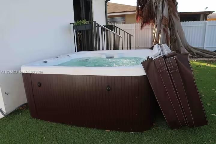 For Rent: $4,200 (3 beds, 2 baths, 1244 Square Feet)