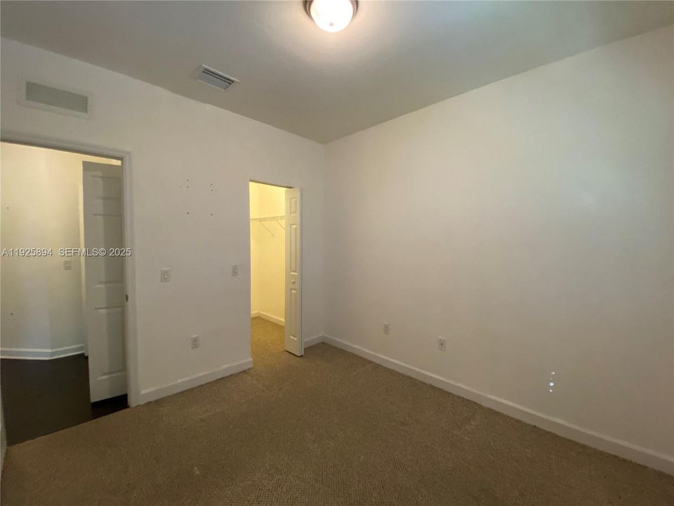 En Renta: $2,900 (3 camas, 2 baños, 1338 Pies cuadrados)