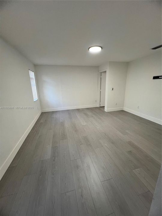 В аренду: $3,150 (3 спален, 2 ванн, 1769 Квадратных фут)