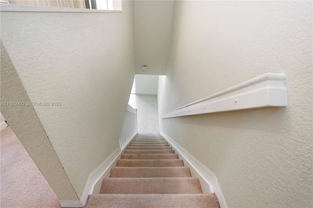 На продажу: $499,900 (4 спален, 2 ванн, 1851 Квадратных фут)