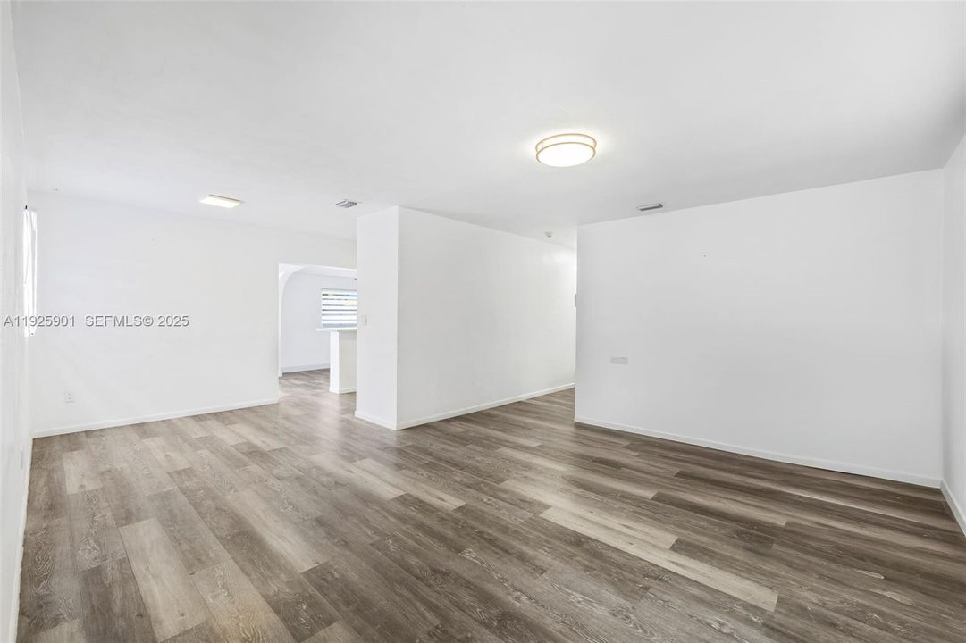 For Sale: $675,000 (3 beds, 2 baths, 1367 Square Feet)