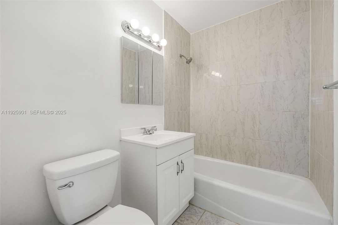 For Sale: $675,000 (3 beds, 2 baths, 1367 Square Feet)