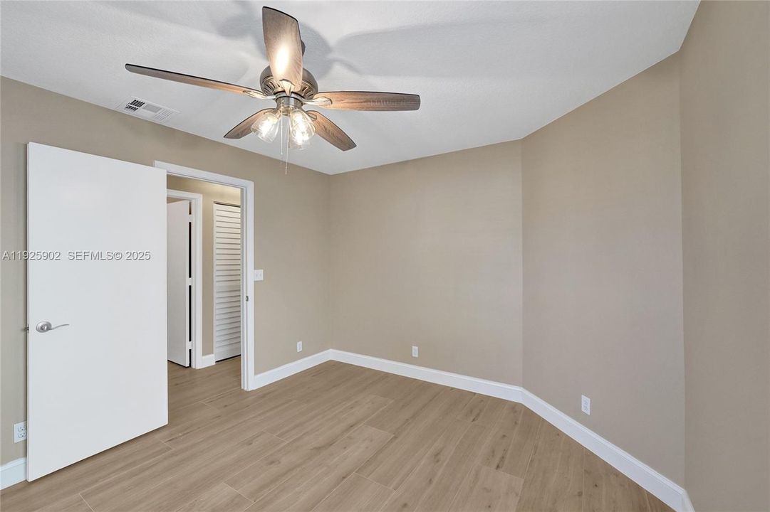 For Rent: $3,950 (2 beds, 2 baths, 1236 Square Feet)