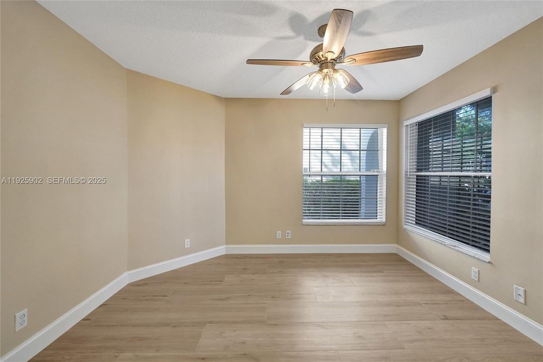 For Rent: $3,950 (2 beds, 2 baths, 1236 Square Feet)