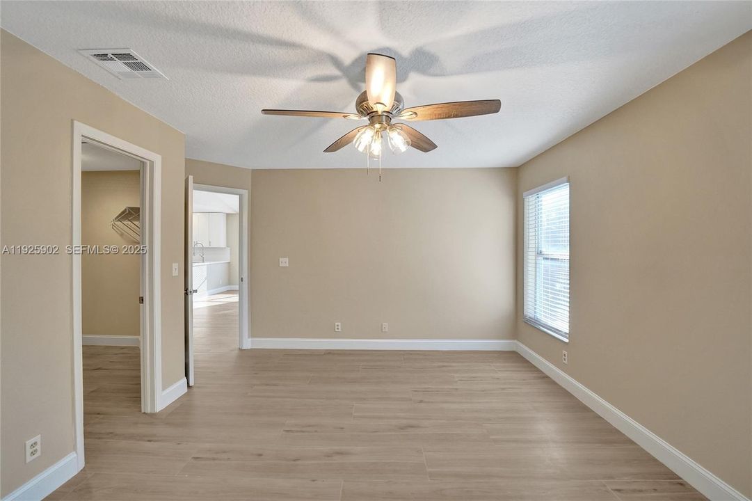 For Rent: $3,950 (2 beds, 2 baths, 1236 Square Feet)