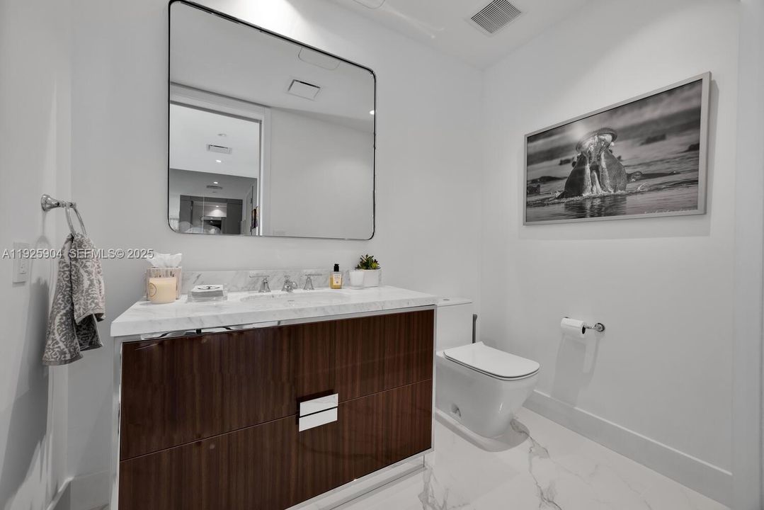 For Sale: $6,285,000 (4 beds, 4 baths, 3080 Square Feet)