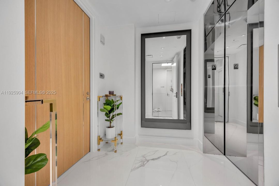 For Sale: $6,285,000 (4 beds, 4 baths, 3080 Square Feet)