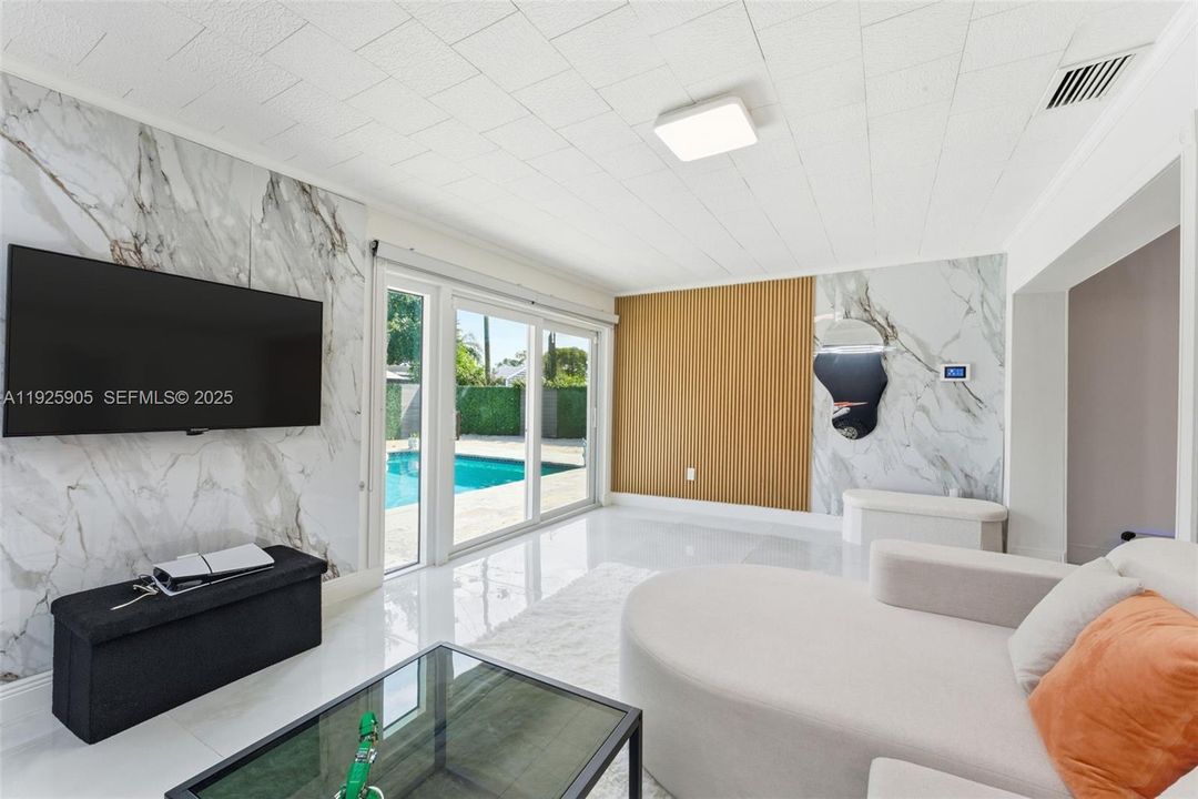 En Renta: $5,500 (3 camas, 2 baños, 1018 Pies cuadrados)