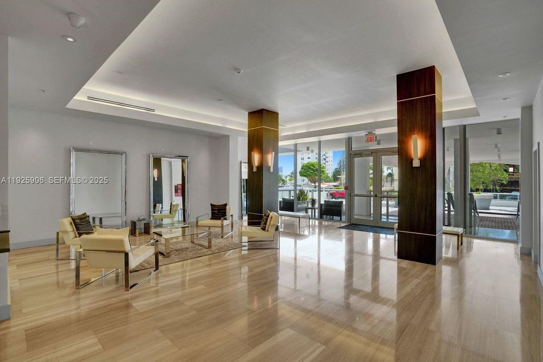 En Venta: $799,000 (2 camas, 2 baños, 1234 Pies cuadrados)