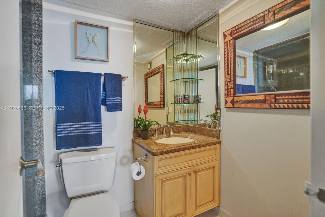 En Venta: $799,000 (2 camas, 2 baños, 1234 Pies cuadrados)