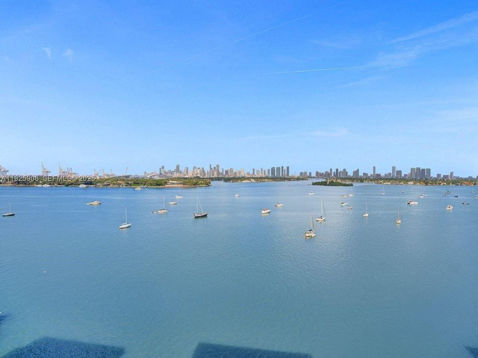 En Venta: $799,000 (2 camas, 2 baños, 1234 Pies cuadrados)