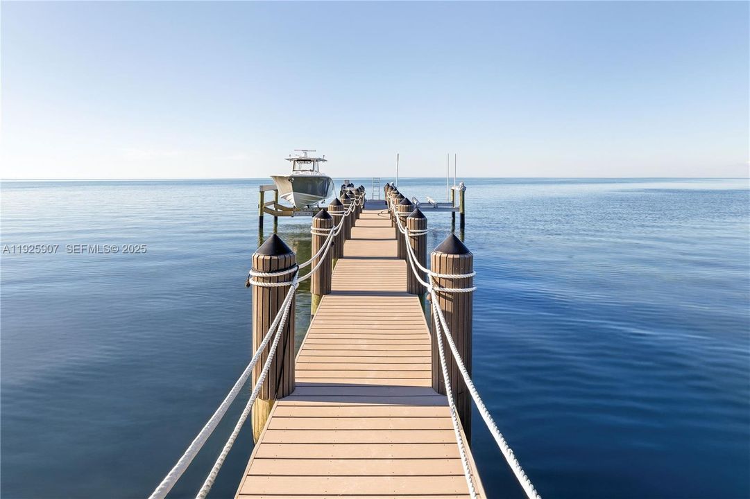 For Sale: $33,500,000 (10 beds, 10 baths, 7934 Square Feet)