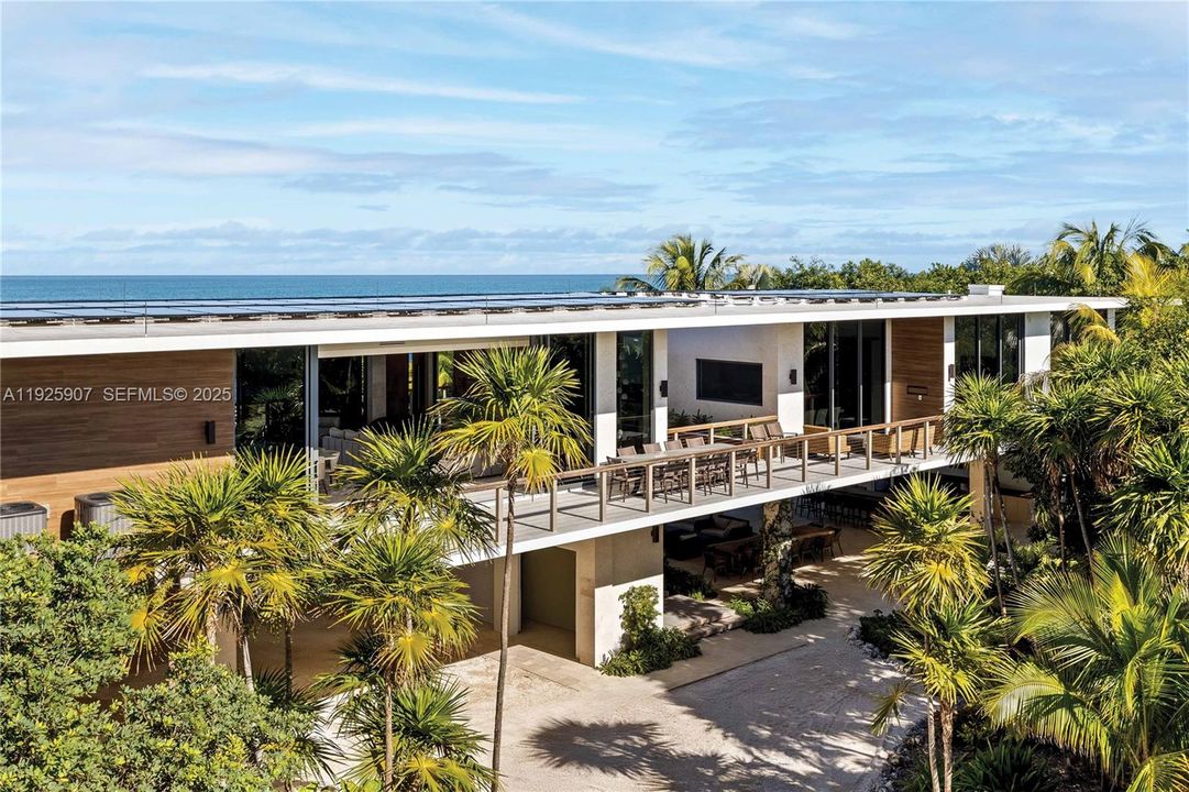 For Sale: $33,500,000 (10 beds, 10 baths, 7934 Square Feet)