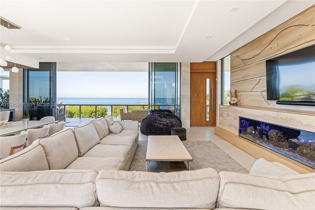 For Sale: $33,500,000 (10 beds, 10 baths, 7934 Square Feet)