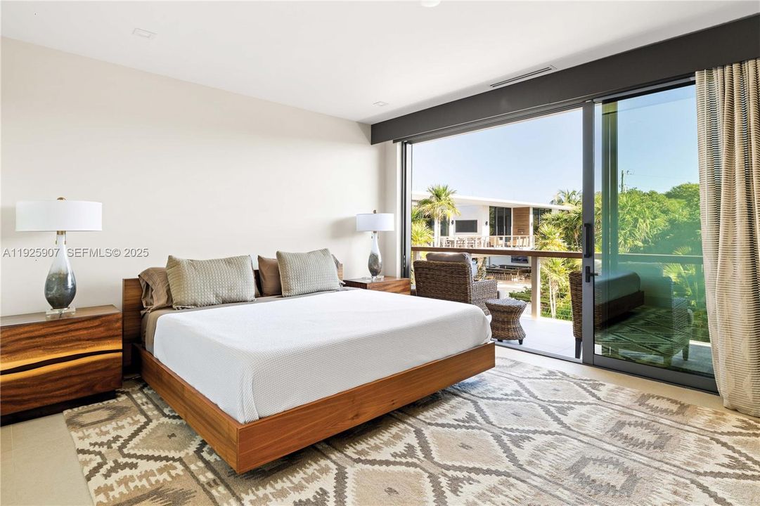 На продажу: $33,500,000 (10 спален, 11 ванн, 8648 Квадратных фут)