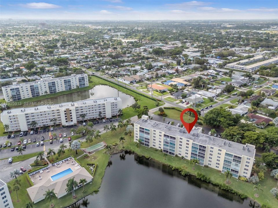 For Sale: $240,000 (2 beds, 2 baths, 1190 Square Feet)