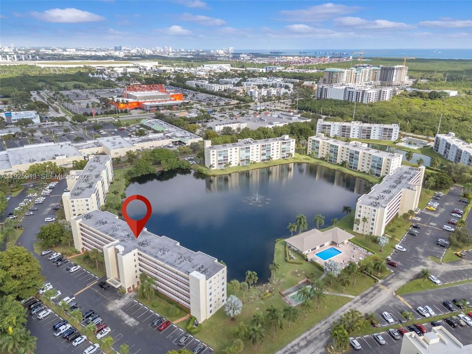 For Sale: $240,000 (2 beds, 2 baths, 1190 Square Feet)