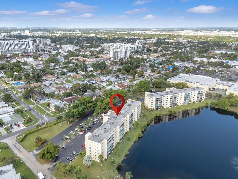 For Sale: $240,000 (2 beds, 2 baths, 1190 Square Feet)