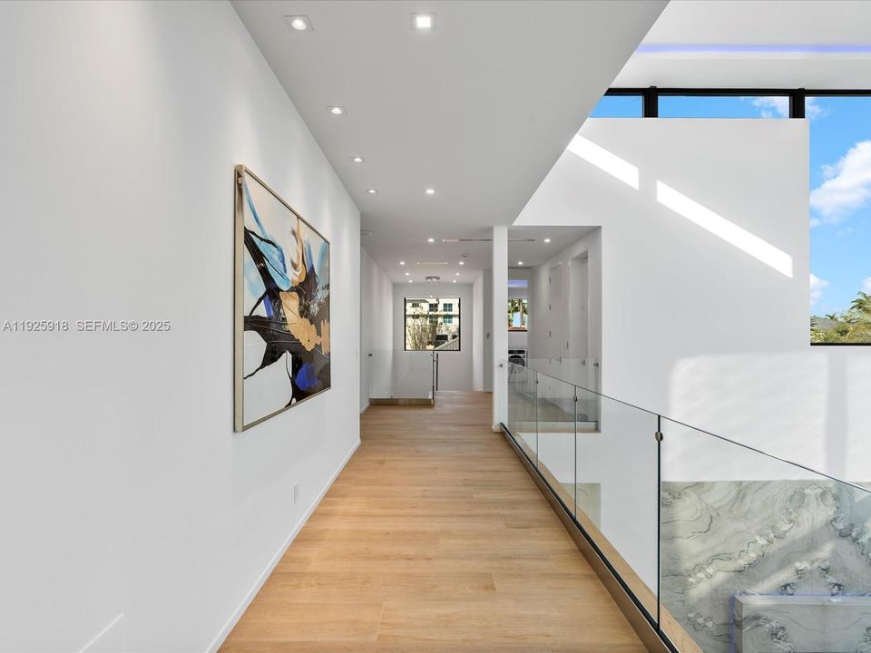 En Venta: $7,499,000 (5 camas, 5 baños, 6026 Pies cuadrados)