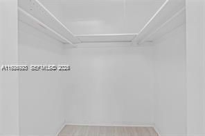 出租: $1,900 (2 贝兹, 2 浴室, 1040 平方英尺)