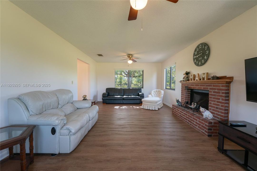 For Sale: $399,900 (2 beds, 2 baths, 0 Square Feet)