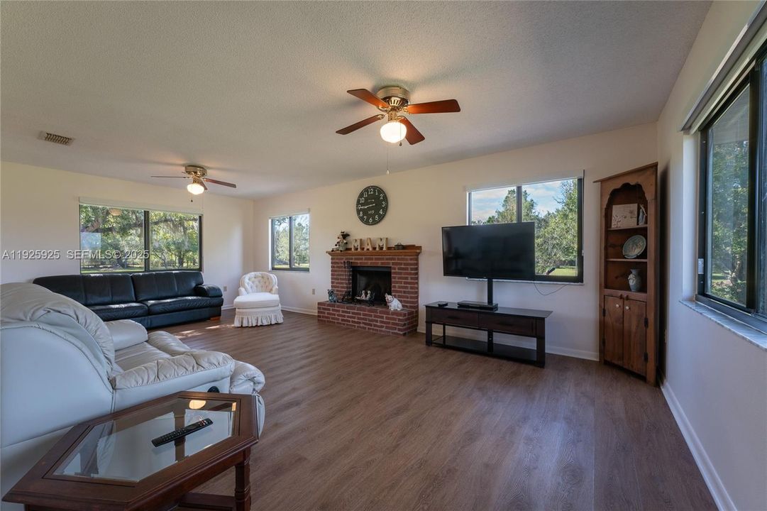 For Sale: $399,900 (2 beds, 2 baths, 0 Square Feet)