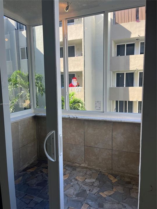 待售: $305,000 (3 贝兹, 2 浴室, 1280 平方英尺)