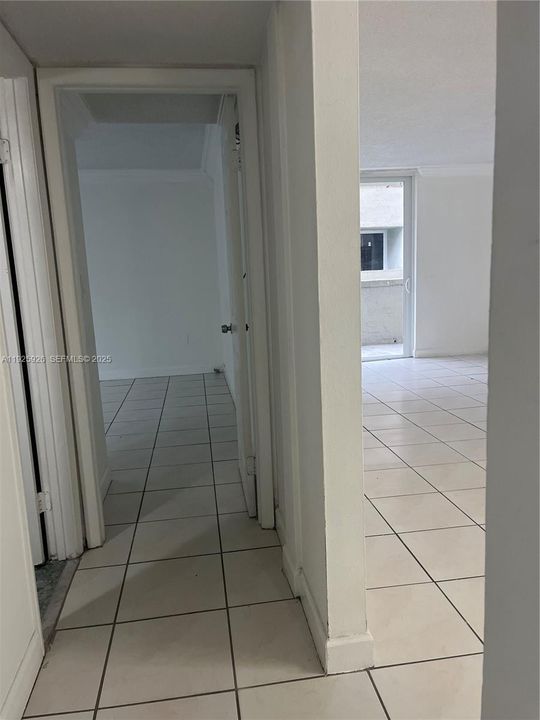 待售: $305,000 (3 贝兹, 2 浴室, 1280 平方英尺)