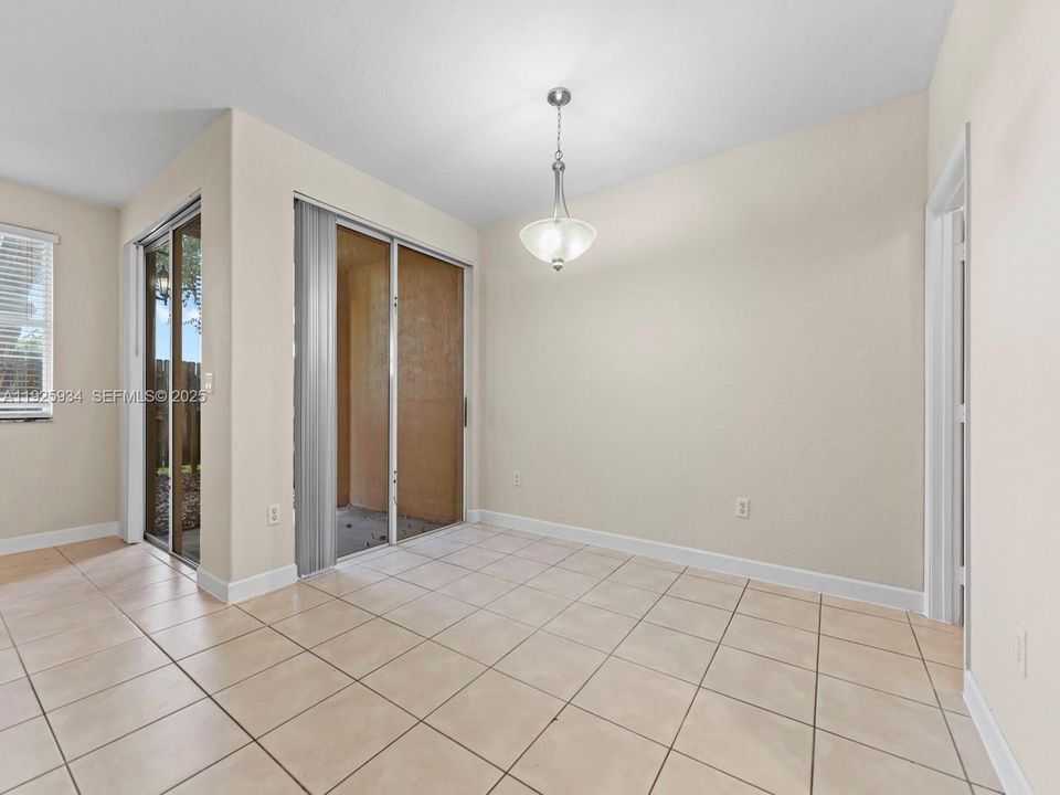 En Venta: $339,999 (3 camas, 2 baños, 1732 Pies cuadrados)