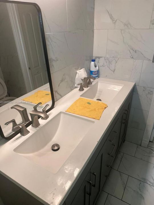 На продажу: $469,000 (3 спален, 2 ванн, 1782 Квадратных фут)