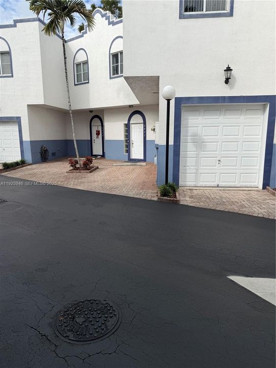 En Renta: $3,300 (3 camas, 2 baños, 2350 Pies cuadrados)