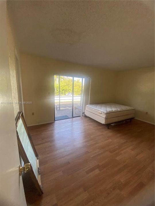 En Venta: $120,000 (1 camas, 2 baños, 691 Pies cuadrados)