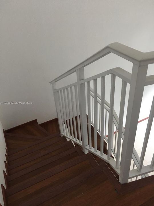 На продажу: $450,000 (1 спален, 1 ванн, 750 Квадратных фут)