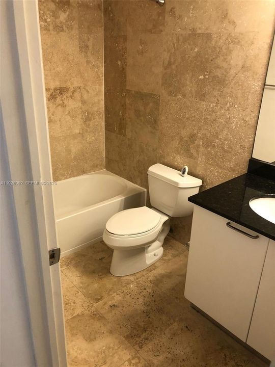 На продажу: $450,000 (1 спален, 1 ванн, 750 Квадратных фут)