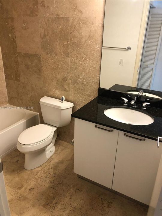 На продажу: $450,000 (1 спален, 1 ванн, 750 Квадратных фут)