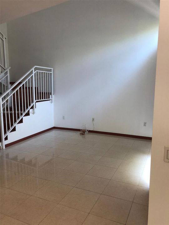 На продажу: $450,000 (1 спален, 1 ванн, 750 Квадратных фут)